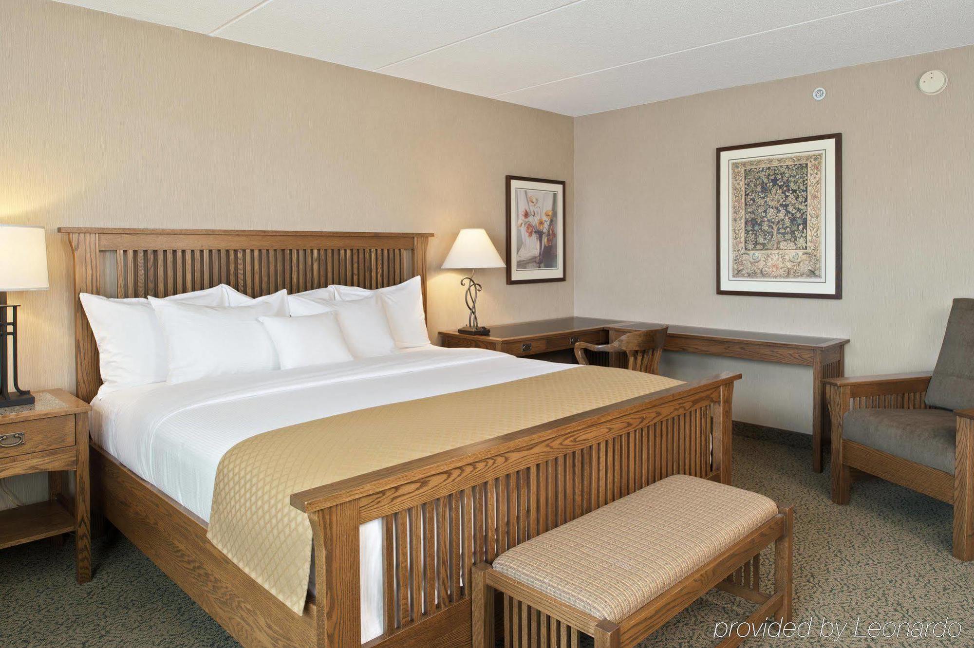 Doubletree By Hilton Libertyville-Mundelein Zimmer foto